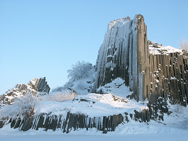 The Panská skála rock in winter.