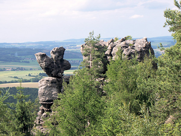 Skalní útvar Kucken (Kuřátko) na Töpferu.