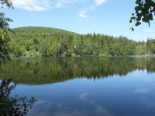 The pond Hraniční rybník.