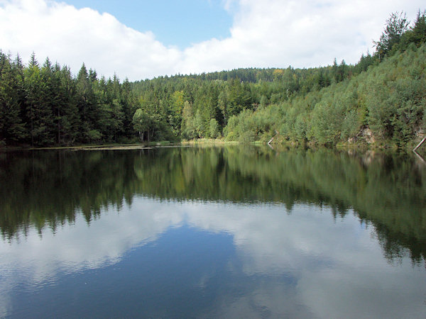 The dam Naděje.