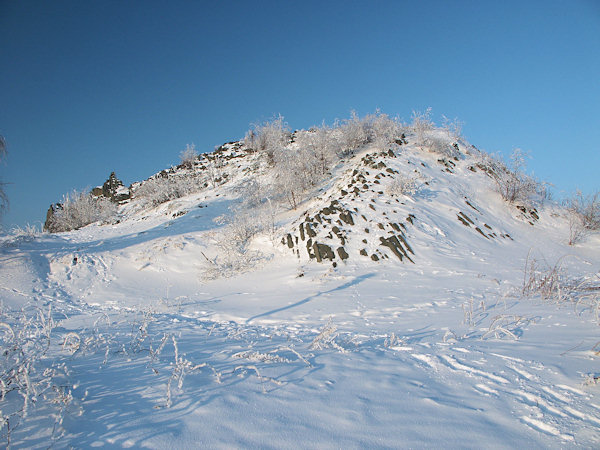 Snow-covered Panská skála hill.