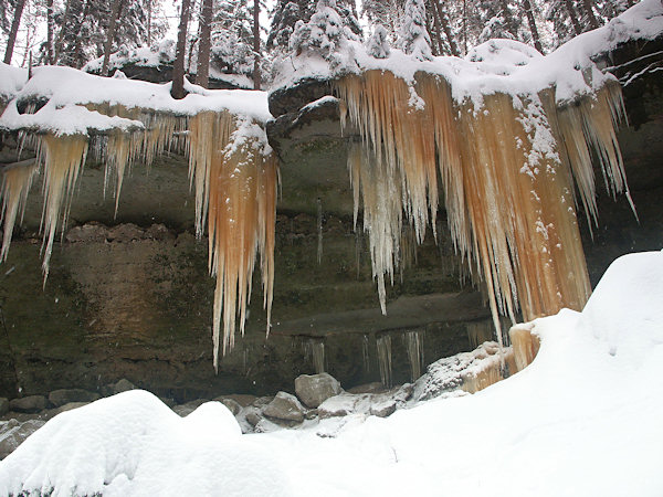 Frozen waterfall near of the road fork at Písečná brána.