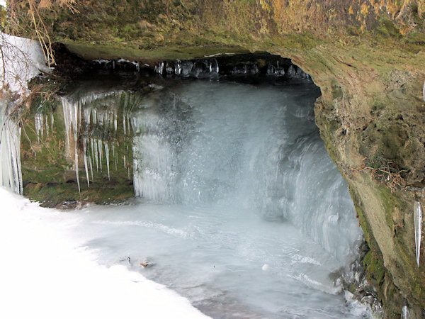 Weihnachtskrippe im Tal des Vlčí potok (Wolfsbach).