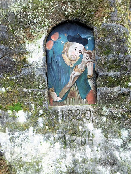 Picture od St. John of Nepomuk at the old way above the valley Pavlínino údolí.