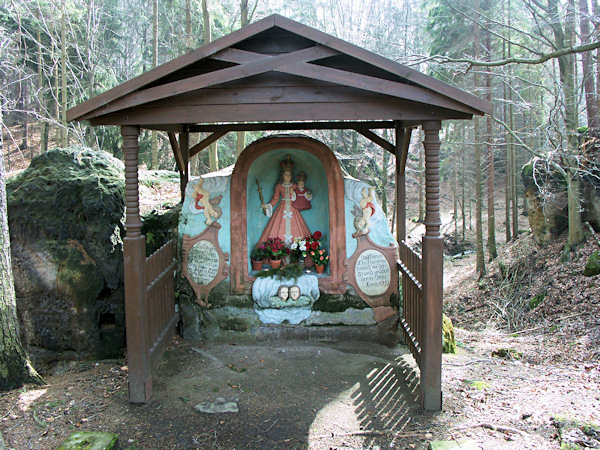 The chapel of the Virgin Mary in a valley near Lipnice.