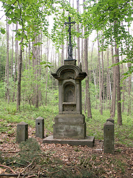 Werner's cross under the Tisový vrch.