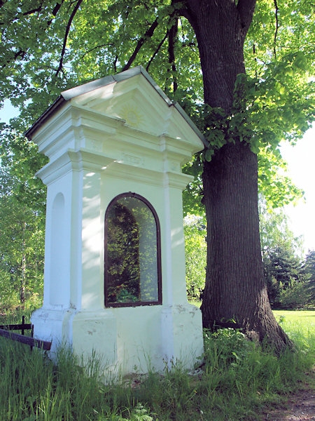 The Epiphany chapel at the settlement Na Sedle.