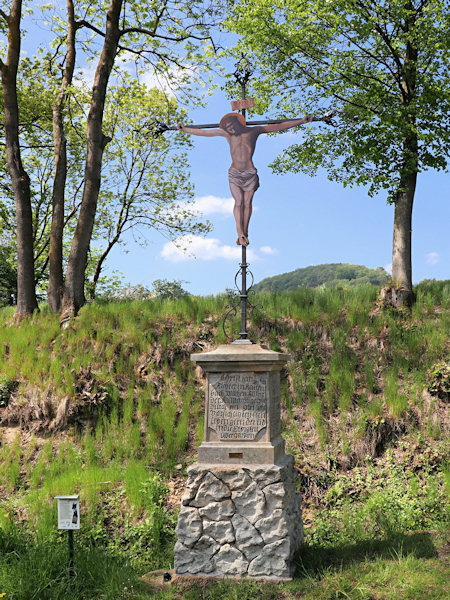 Zeckertův kříž v Kunraticích u České Kamenice.