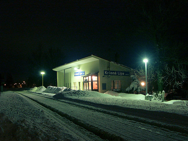 Bahnhaltestelle Krásná Lípa - město.