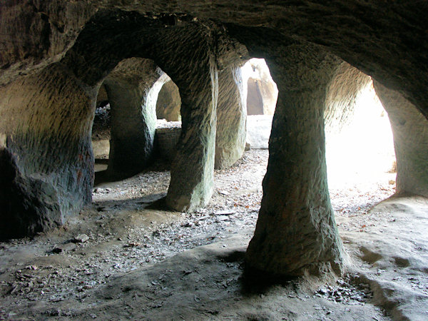 The Pustý kostel-cave in the valley of the Svitávka-brook near Velenice.