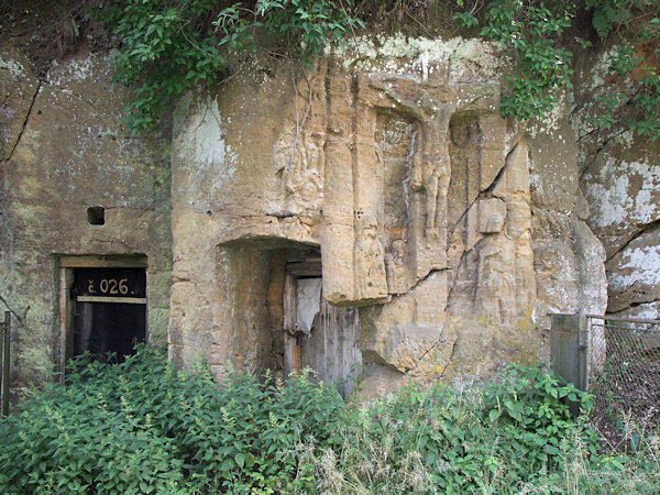 Relief der Kreuzigung in Velenice (Wellnitz).