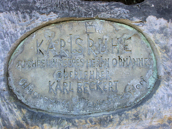 A medallion on the Karlsruhe (Charles' rest) near Kunratice.