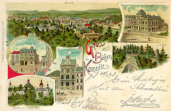Eine Ansichtskarte von Česká Kamenice (Böhmisch Kamnitz) aus dem Jahre 1898. Unter der Gesamtansicht ist das damalige Hotel “Schwarzes Ross“ an der Ecke des Marktplatzes, das Gebäude der Sparkasse und die Marienkapelle mit dem ehemaligen Friedhofe. An der rechten Seite ist die Turnhalle und der Aussichtspunkt auf dem Jehla-Felsen (Nolde) abgebildet.