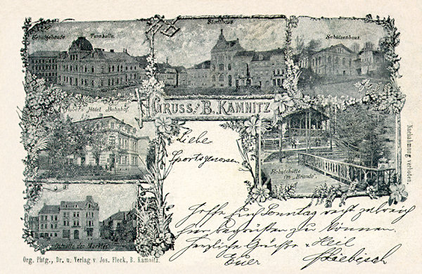 Eine Ansichtskarte von Česká Kamenice (Böhmisch Kamnitz) aus dem Jahre 1898. In der Mitte ein Teil des Stadtplatzes, links von oben nach unten die Turnhalle, das Hotel am Bahnhof und die Ostseite des Stadtplatzes, auf der rechten Seite die ehemalige Schiessstätte und das Gloriett im Walde unterhalb der Nolde.