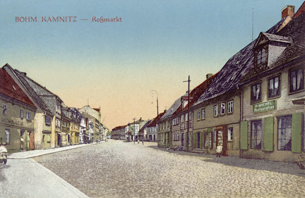 This picture postcard of Česká Kamenice from 1926 shows the former Rossmarkt (Horse market) as seen from the square.