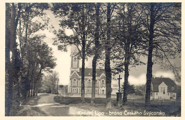 On this picture postcard from the years after the war the Old Catholic church which formerly stood at the road to Doubice opposite the town park.