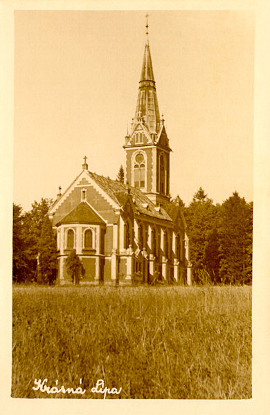 On this picture postcard we see the Old Catholic Messiah church seen from the East. The church was built from 1900 to 1901, after World War Two it came in a state of disrepair and in 1971 it was taken down.