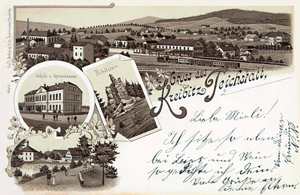 Diese Lithographie von Rybniště (Teichstatt) von 1900 zeigt die Gesamtansicht der Gemeinde mit dem Bahnhof im Vordergrund. Auf den kleineren Bildern sieht man das monumentale Gebäude des damaligen Gemeindeamtes und der Schule, die Häuser am Damm des Školní rybník (Schulteich) und das Felsengebilde des Hrbolec (Pickelstein), auf dessen Gipfel sich früher eine Aussichtsplattform befand.