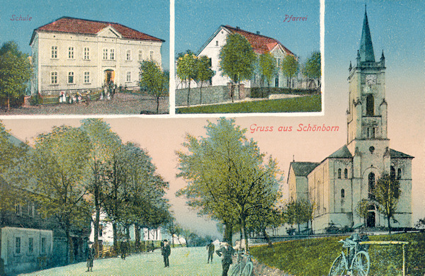 Tato pohlednice zachycuje střed osady s pseudorománským kostelem sv. Františka Serafinského, postaveným v letech 1869-1872. Na menších obrázcích nahoře vidíme budovu školy z roku 1869 a bývalou faru.