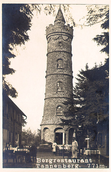 On this postcard the massive stone look-out tower on the summit of the Jedlová hill is shown. After World War Two the tower deteriorated almost to ruins. Only in 1993 Mr. and Mrs. Krejčí renovated the tower and two years later they also reopened the neighbouring old mountain hut.