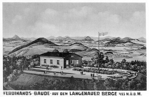 Diese Ansichtskarte aus den 30er Jahren des 20. Jahrhunderts zeigt die neu aufgebaute Ferdinandsbaude auf dem Skalický vrch (Langenauer Berg) mit der weiten Aussicht nach Nordost.