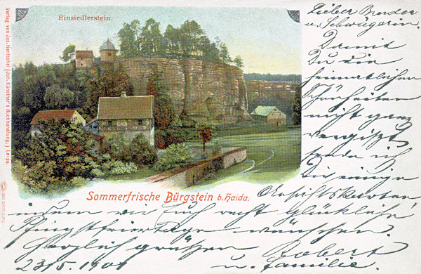 On this picture postcard from 1901 in the foreground of the Poustevnický kámen (Hermite-rock) there is the half-timber building of the old castle Berkovský zámek built as soon as in 1596.