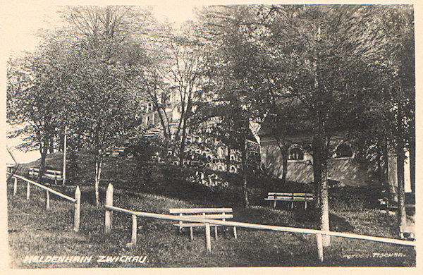 On this picture postcard you see a part of the „Grove of Heros“ created in 1923 on the peak of the Křížový vrch as monument remembering the soldiers from Cvikov killed during World War One.