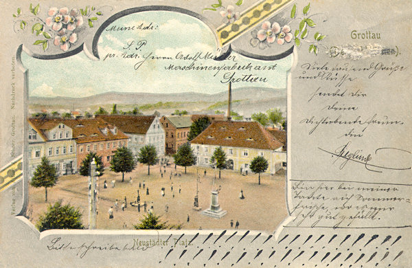 Auf dieser Ansichtskarte von der Wende des 19. und 20. Jahrhunderts sieht man den Südostteil des Dolní náměstí (Neustädter Platz).
