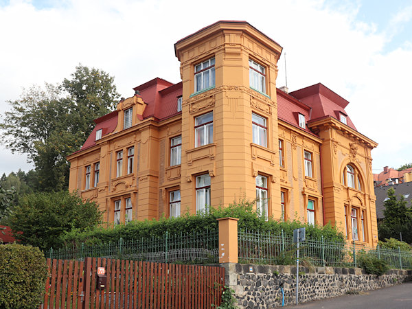 Weinoltova vila v Máchově ulici.