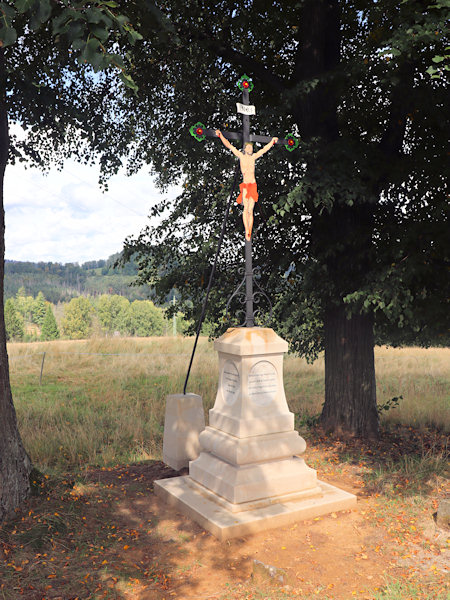 Christofův kříž u staré cesty do Chřibské.