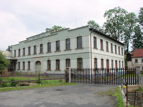 Das Hauptgebäude der Gewürzmühle.