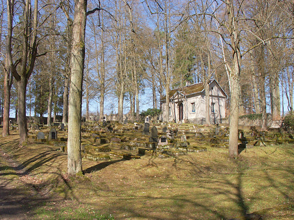 Friedhof in Krásný Buk.