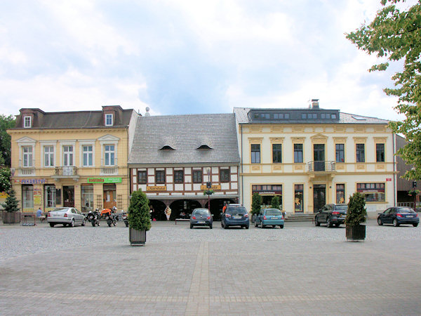 Das Haus „U Frinda“ (Beim Frind) an der Südseite des Stadtplatzes.