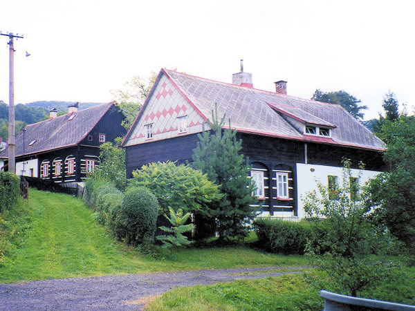 Blockhäuser in Nová Chřibská (Neukreibitz).