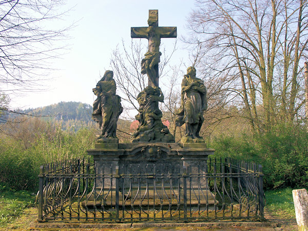 Die barocke Statuengruppe der Kalvarie von Anton Braun.
