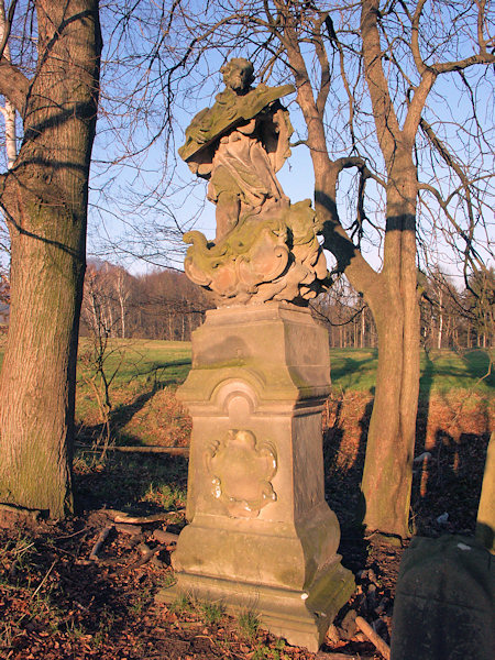 Statue des hl. Johann von Nepomuk.