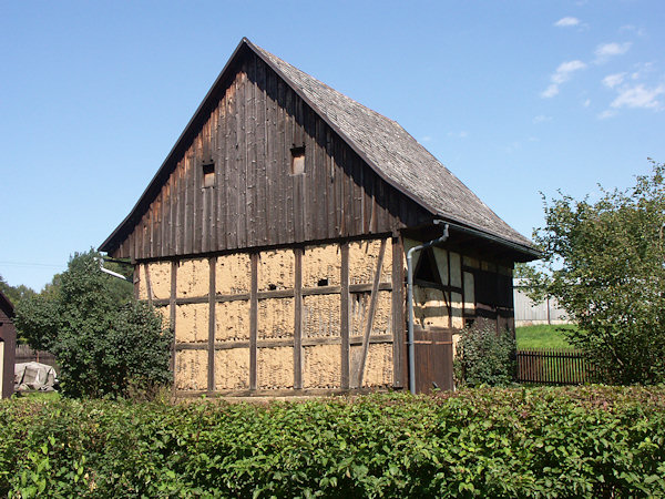 Fachwerkscheune am Haus Nr. 3.