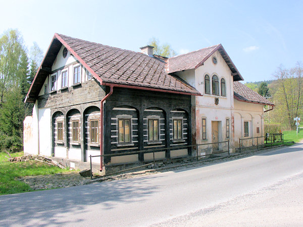Im Haus Nr. 266 befand sich vor dem Krieg das Gasthaus zur Schweiz.