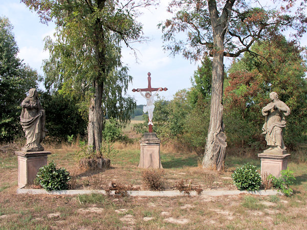 Barocke Statuengruppe der Kalvarie.