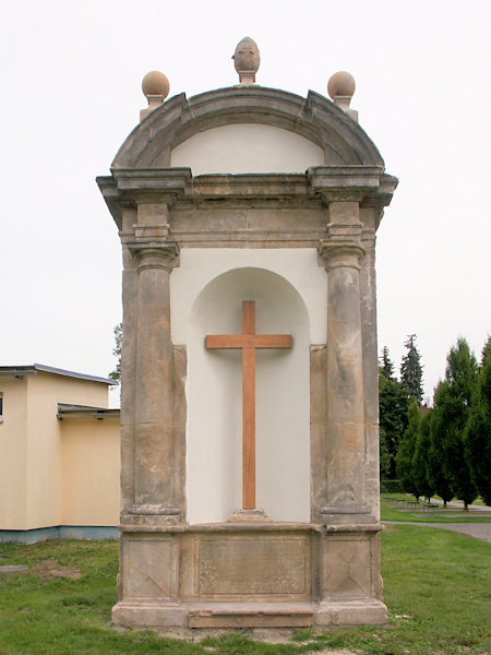 Grössel-Kapelle an der Ecke der Žitavská und Nádražní Straße.