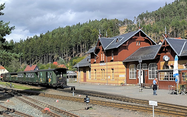 Bahnhof Oybin der Zittauer Kleinbahn.