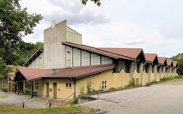 Zimní stadion.