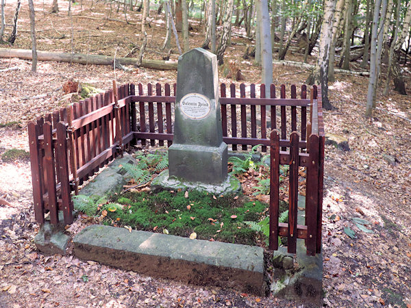 Valentin Frind-Denkmal am Westhang des Studenec (Kaltenberg).