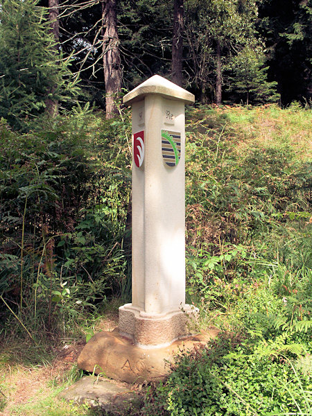 Die restauriert Dreiherrensäule, die im Juli 2016 aufgestellt wurde.