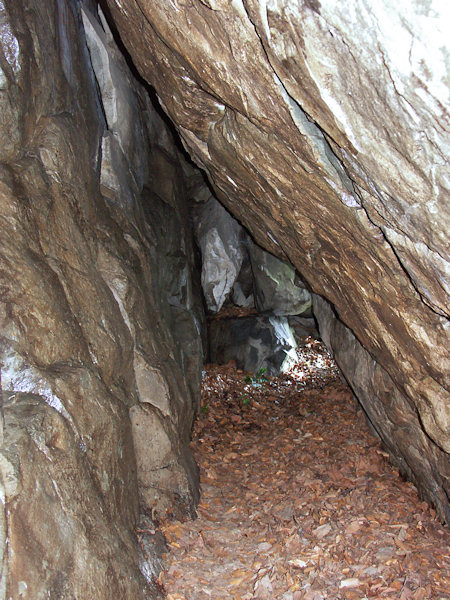 Inneres der Höhle Komora (Rauchfriedels Kammer).