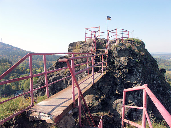 Aussichtspunkt auf der Spitze des Burgfelsens.