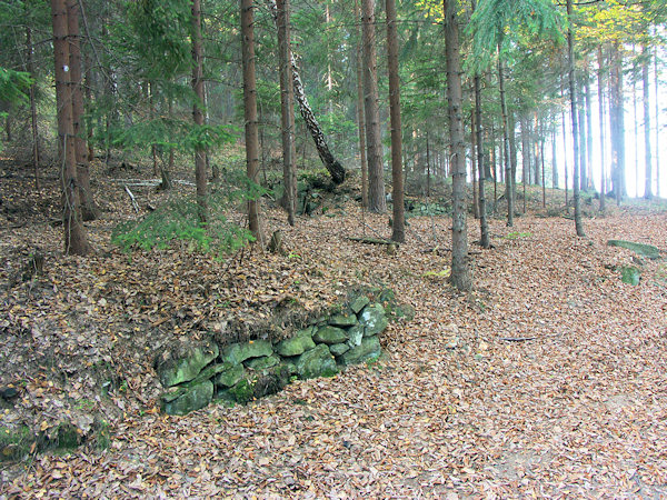 Reste der Grundmauern der Gaststätte Friedrich Schiller Warte.