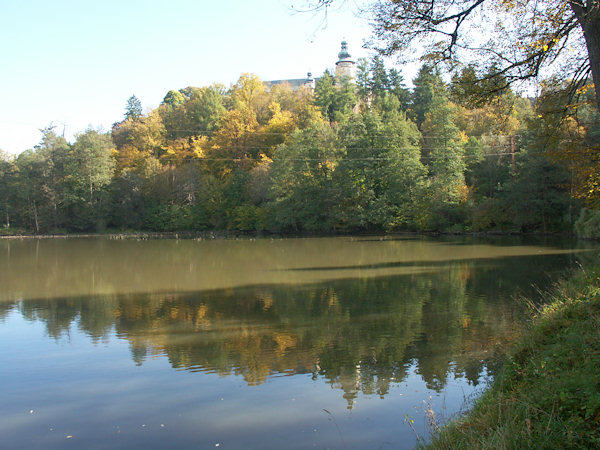 Blick zum Schloss vom ehemaligen Brauereiteich.