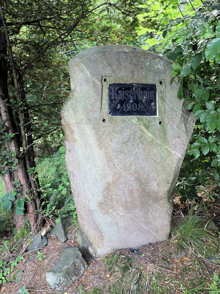 Kámen připomínající 60. výročí panování císaře Františka Josefa I.