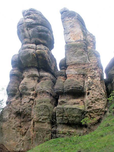 Die Felstürme Nördlicher und Südlicher Uhustein.